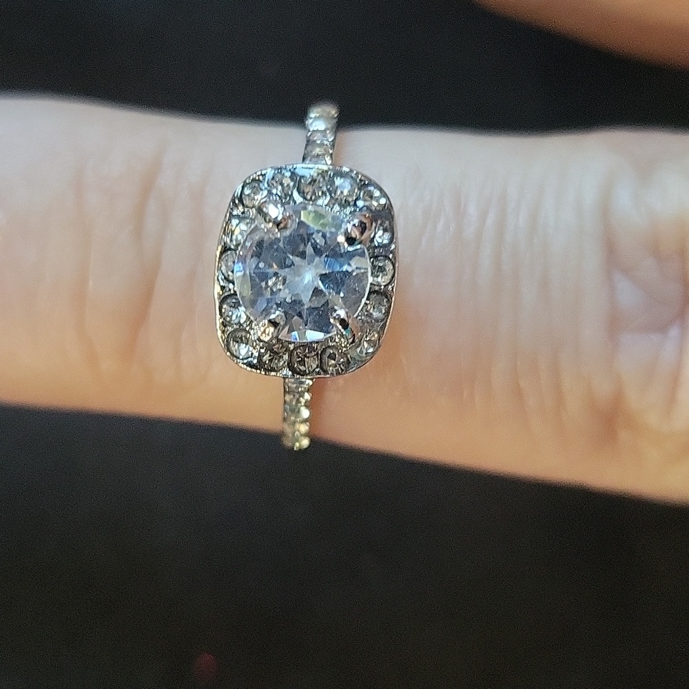 New Silver Tone Promise Ring